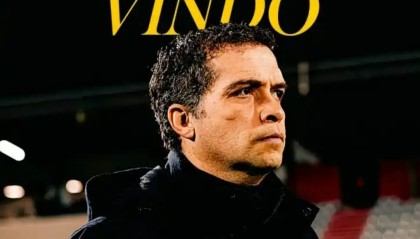 按决赛标准踢内部赛？法媒：南特主帅对抗中重伤疑似韧带断裂